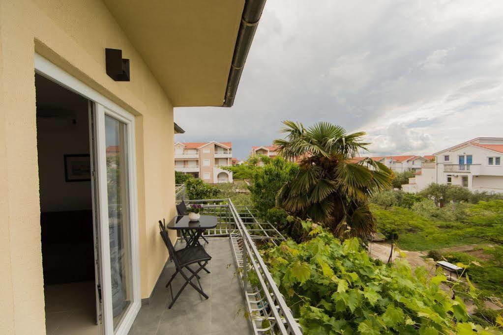 Apartment Udovicic Водице Екстериор снимка